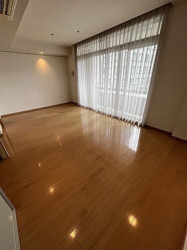 麻布市兵衛町ホームズ