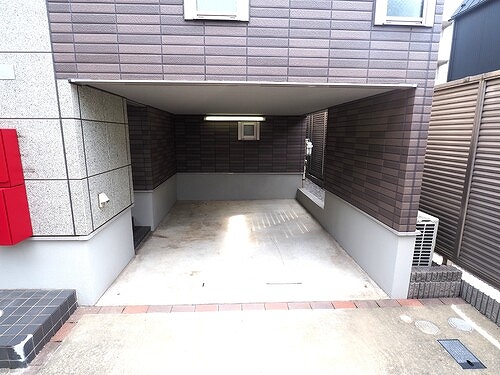 新宿区左門町戸建