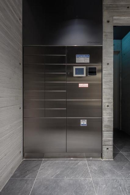 ＴＨＥ　ＡＫＡＳＡＫＡ　ＲＥＳＩＤＥＮＣＥ　Ｓ．Ｏ．Ａ．　－