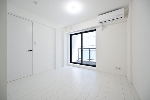 Ｔｈｅ　Ｒｅｓｉｄｅｎｃｅ　Ｎｉｈｏｎｂａｓｈｉ