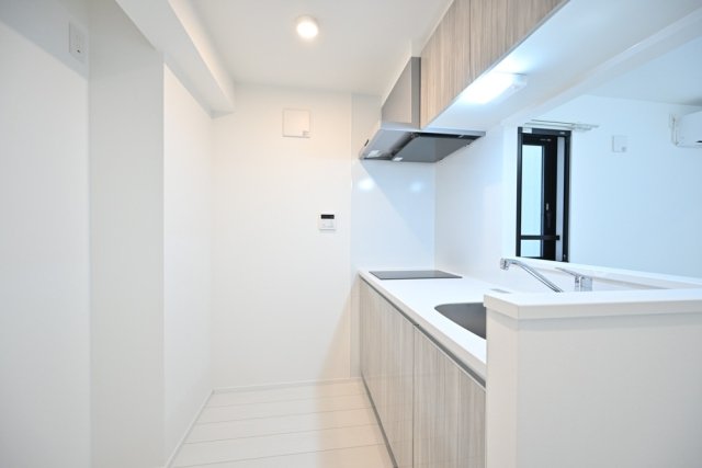 Ｔｈｅ　Ｒｅｓｉｄｅｎｃｅ　Ｎｉｈｏｎｂａｓｈｉ