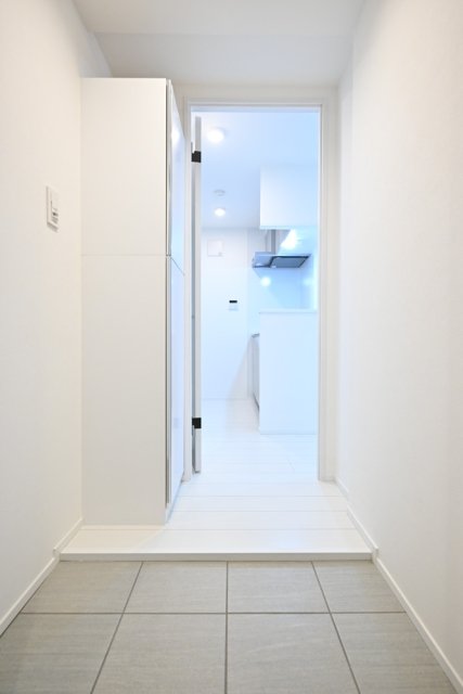 Ｔｈｅ　Ｒｅｓｉｄｅｎｃｅ　Ｎｉｈｏｎｂａｓｈｉ