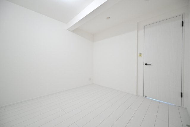 Ｔｈｅ　Ｒｅｓｉｄｅｎｃｅ　Ｎｉｈｏｎｂａｓｈｉ