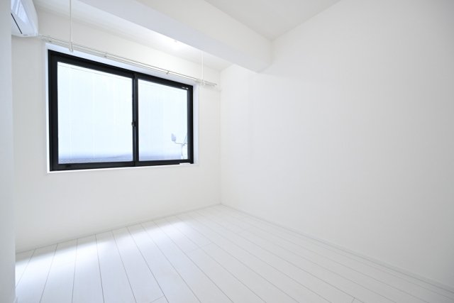Ｔｈｅ　Ｒｅｓｉｄｅｎｃｅ　Ｎｉｈｏｎｂａｓｈｉ