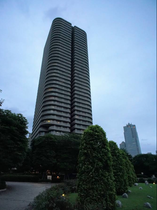 リバーポイントタワー