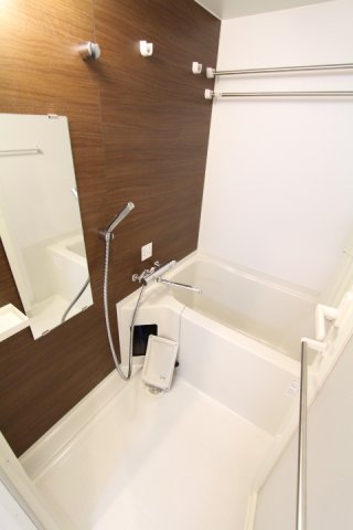 プラウドフラット三越前