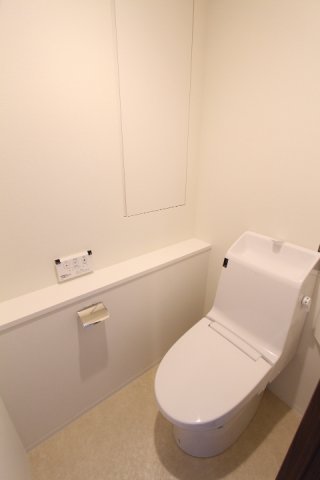 プラウドフラット三越前