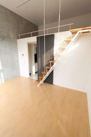 プライムアーバン芝浦LOFT