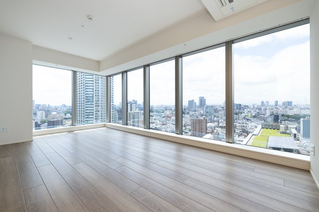 ＳＨＩＲＯＫＡＮＥ　Ｔｈｅ　ＳＫＹ　Ｅ棟