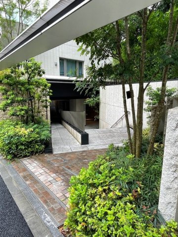 ザ・ロイヤルガーデンレジデンス白金台