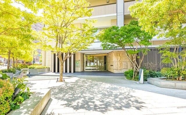 Brillia THE TOWER TOKYO YAESU AVENUE