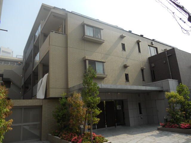 メゾンカルム西新宿