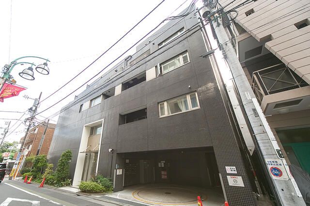 Ｊ．リヴェール学芸大学
