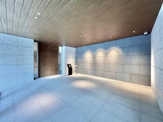 白金ザ・スカイ西棟