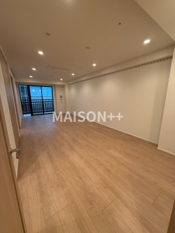 ＴＯＦＲＯＭ　ＹＡＥＳＵ　Ｒｅｓｉｄｅｎｃｅ