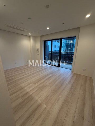 ＴＯＦＲＯＭ　ＹＡＥＳＵ　Ｒｅｓｉｄｅｎｃｅ