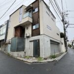 代々木５丁目貸家