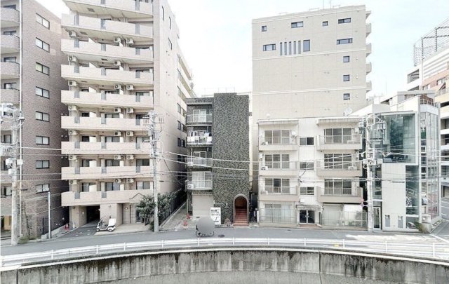Ｕｒｂａｎ　Ｂｒｅｅｚｅ　恵比寿