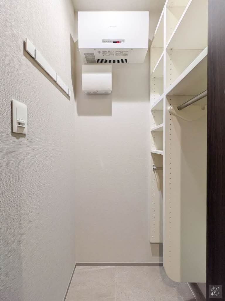 オーギュスト　ルネ