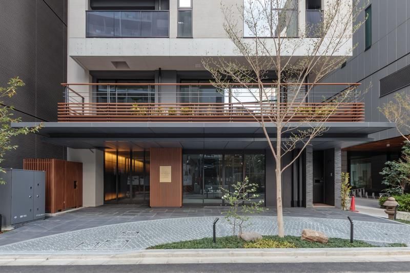 ＴＨＥ　ＡＫＡＳＡＫＡ　ＲＥＳＩＤＥＮＣＥ　Ｓ．Ｏ．Ａ．　－