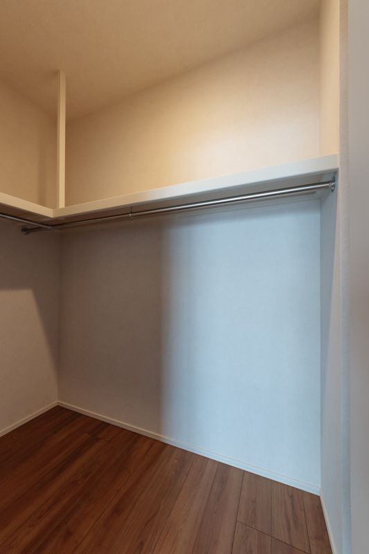 ＴＨＥ　ＡＫＡＳＡＫＡ　ＲＥＳＩＤＥＮＣＥ　Ｓ．Ｏ．Ａ．　－