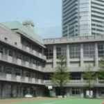 ＨＡＲＵＭＩ　ＦＬＡＧ　ＳＵＮ　ＶＩＬＬＡＧＥ　Ｄ棟