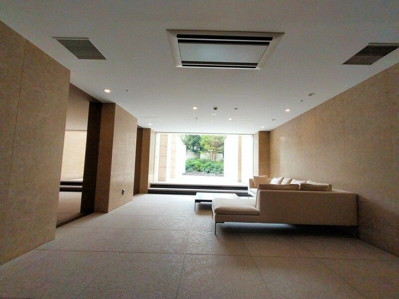 ミッドガーデン赤坂氷川