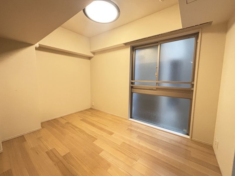 ミッドガーデン赤坂氷川